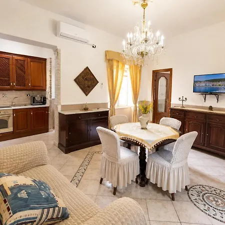 La Maison Dei Turisti 54 * Nápoles